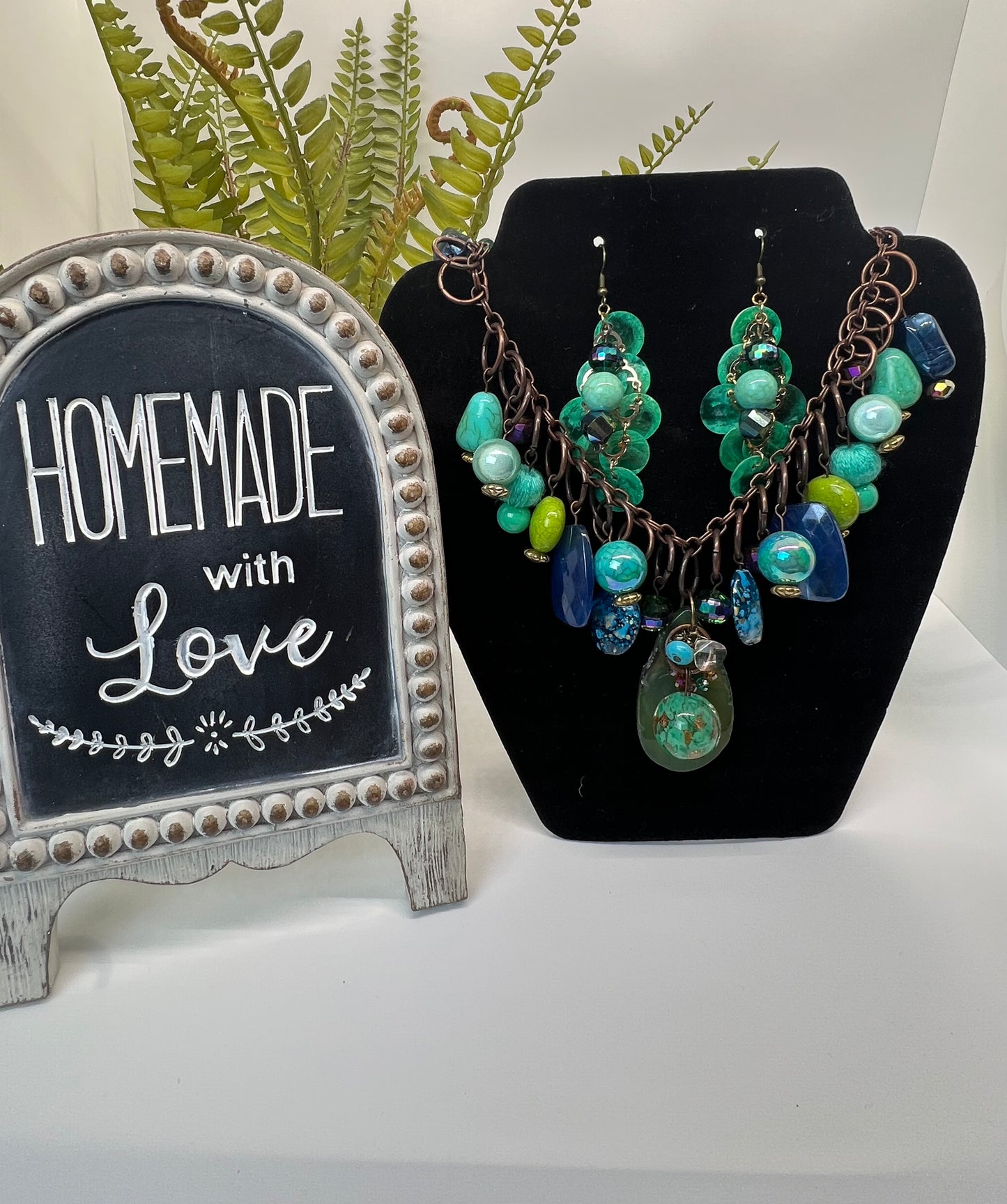 Pretty Peacock Elegant Necklace with Matching Earrings