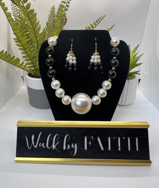Black and White Elegant Pearls